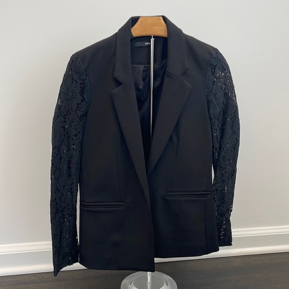 Black blazer - Picture 1 of 4